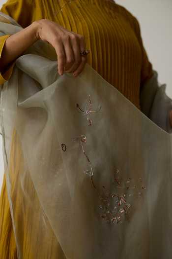 Rhua_Yellow Handloom Cotton Boat Neck, Yes Yukta Dabka Embroidered Kurta Set _at_Aza_Fashions
