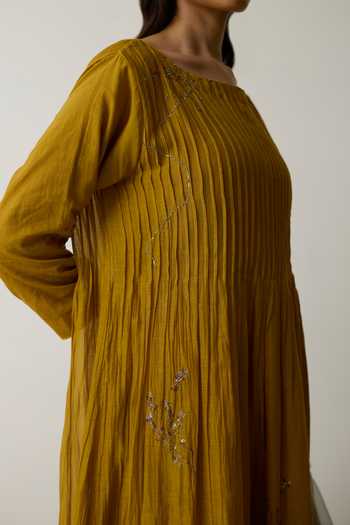 Shop_Rhua_Yellow Handloom Cotton Boat Neck, Yes Yukta Dabka Embroidered Kurta Set 