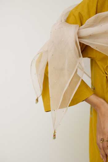 Buy_Rhua_Yellow Handloom Cotton V-neck Nera Angarkha And Pant Set _Online_at_Aza_Fashions