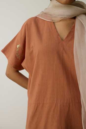 Shop_Rhua_Brown Handloom Cotton V-neck, Yes Keya Kurta And Pant Set _Online_at_Aza_Fashions
