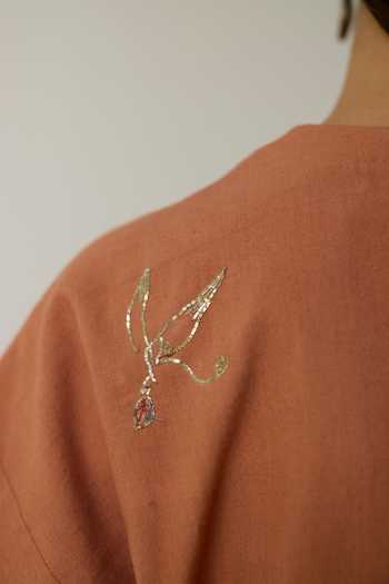 Rhua_Brown Handloom Cotton V-neck, Yes Keya Kurta And Pant Set _at_Aza_Fashions