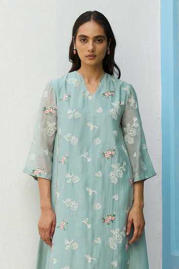 Vaayu_Blue Cotton, Muslin V-neck Sky Thread Embroidered Kurta And Pant Set _Online_at_Aza_Fashions