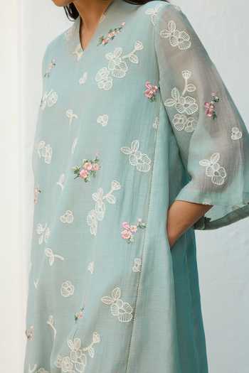 Buy_Vaayu_Blue Cotton, Muslin V-neck Sky Thread Embroidered Kurta And Pant Set _Online_at_Aza_Fashions