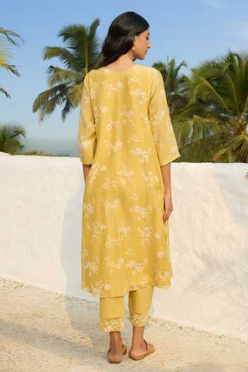 Vaayu Rue Printed Kurta & Pant Set 