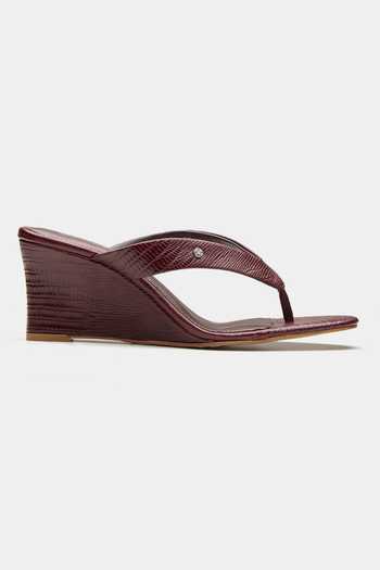 Buy_Oroh_Maroon Cassia V-strap Wedges _Online_at_Aza_Fashions