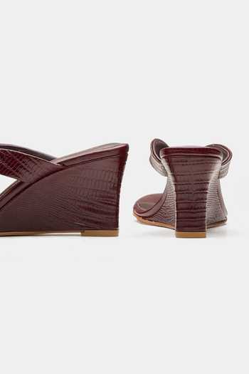 Shop_Oroh_Maroon Cassia V-strap Wedges _Online_at_Aza_Fashions