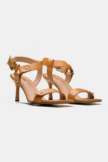 Oroh Aquila Square Toe Heels 