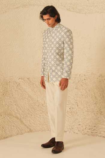 Shreyansh Designs Eryx Embroidered Bandhgala Set 