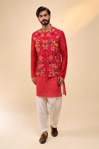 Arihant Rai Sinha Floral Pattern Bundi Kurta Set 