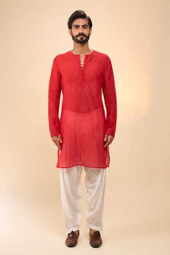 Arihant Rai Sinha_Red Chanderi, Cotton Satin Floral Pattern Bundi Kurta Set _Online_at_Aza_Fashions