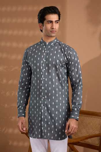Spring Break_Grey Cotton Ikat Print Short Kurta _Online_at_Aza_Fashions