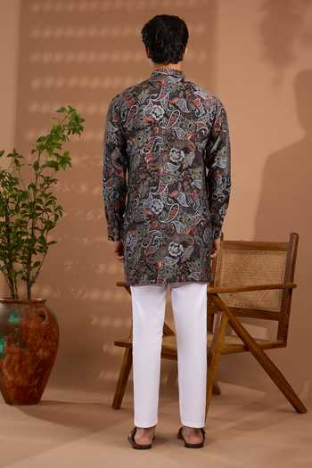 Spring Break Paisley Print Kurta 
