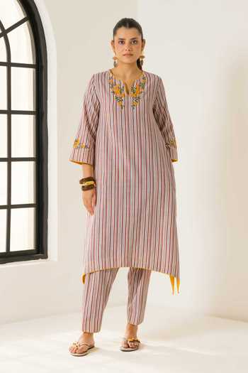 Dohr India_Ivory Cotton, Kota Doria, Silk Round Neck Savera Stripe Print Kurta Set _Online_at_Aza_Fashions