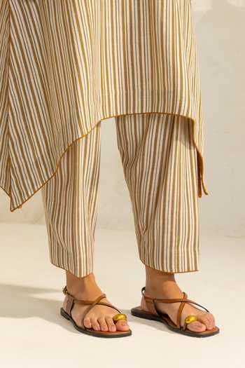 Shop Dohr India Ivory Cotton, Silk, Kota Doria Split V-neck, Yes Savera Stripe Print Kurta Set Online at Aza Fashions Shop_Dohr India_Ivory Cotton, Silk, Kota Doria Split V-neck, Yes Savera Stripe Print Kurta Set _Online_at_Aza_Fashions