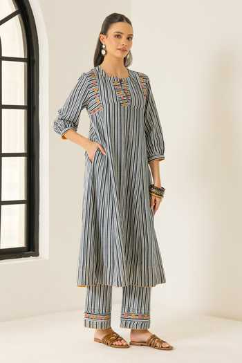 Shop_Dohr India_Black Cotton, Bemberg Round Neck, Yes Striped Slub Kurta Set _Online_at_Aza_Fashions