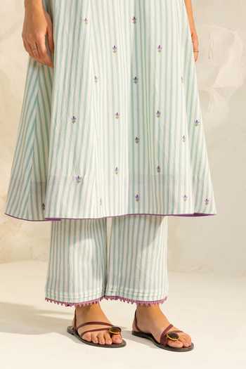 Dohr India_Green Cotton, Silk V-neck, Yes Embroidered Kurta Set _at_Aza_Fashions