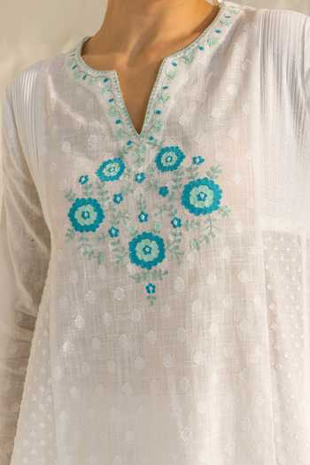 Buy_Dohr India_White Cotton, Jacquard, Silk, Kota Doria Embroidery Kiara Placement Kurta Set 