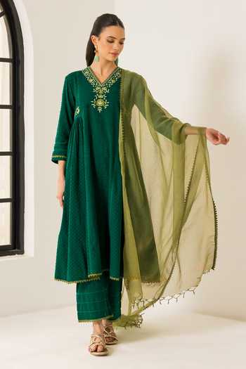 Dohr India Aizah Embroidered Kurta Set 