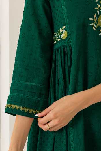 Shop_Dohr India_Emerald Green Cotton, Jacquard, Silk, Kota Doria Aizah Embroidered Kurta Set _Online_at_Aza_Fashions