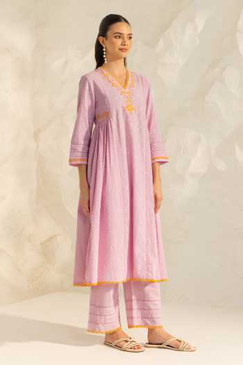 Dohr India_Purple Cotton, Jacquard, Silk V-neck Aizah Embroidered Kurta Set _at_Aza_Fashions