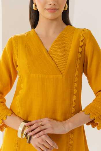 Buy_Dohr India_Orange Silk, Cotton V-neck Amara Kurta Set _Online_at_Aza_Fashions
