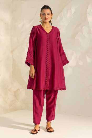 Dohr India_Pink Silk, Cotton V-neck Samara Kurta Set _at_Aza_Fashions