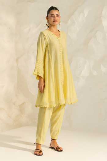 Buy_Dohr India_Yellow Silk, Cotton V-neck Samara Kurta Set _Online_at_Aza_Fashions