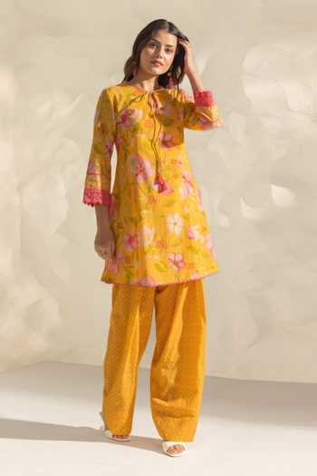 Buy_Dohr India_Yellow Cotton, Silk Round Neck Vanya Printed Kurta Pant Set _Online_at_Aza_Fashions