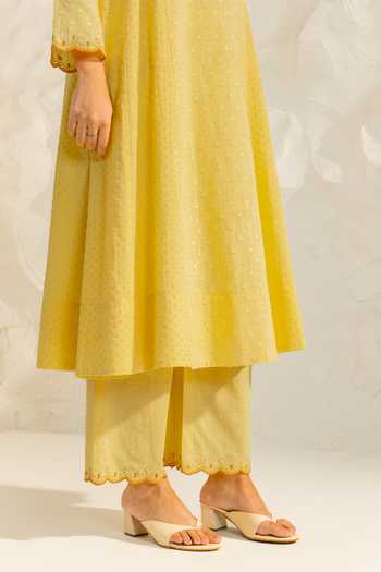 Buy_Dohr India_Yellow Cotton, Jacquard, Silk, Kota Kiara Floral Placement Embroidered Kurta Set 