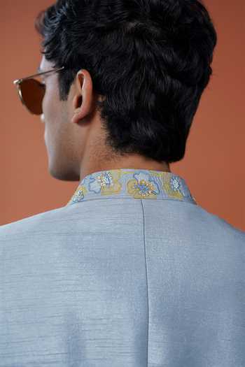 Philocaly Zardneel Floral Embroidered Bandhgala 