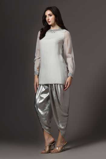 Buy_Pooja Peshoria_Green Organza, Shantoon, Satin Round Neck, Yes Placed Hand Embroidered Kurta Set _Online_at_Aza_Fashions