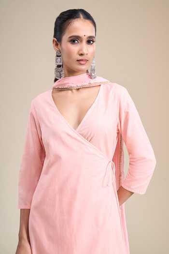 Khwaab By Sanjana Lakhani_Peach Cotton V-neck Side Tie-up Kurta Set _at_Aza_Fashions
