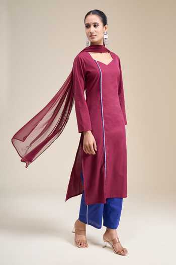 Shop_Khwaab By Sanjana Lakhani_Maroon Cotton Sweetheart Neck Straight Kurta And Contrast Pant Set _Online_at_Aza_Fashions