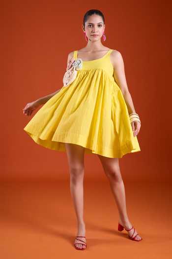 Naintara Bajaj_Yellow Cotton Square Neck Floral Applique Dress With Shorts _at_Aza_Fashions