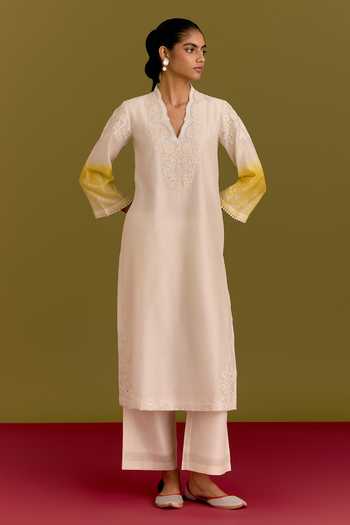 Shop Devnaagri Ivory Chanderi, Silk, Organza V-neck Embroidered Yoke Kurta Set Online at Aza Fashions Shop_Devnaagri_Ivory Chanderi, Silk, Organza V-neck Embroidered Yoke Kurta Set _Online_at_Aza_Fashions