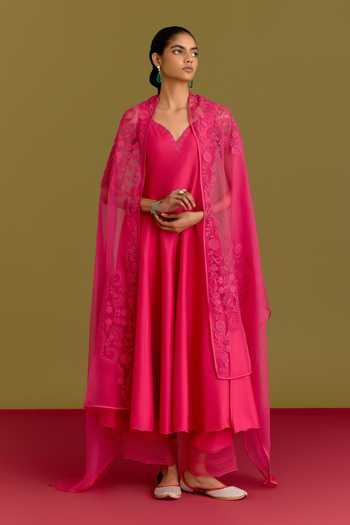 Devnaagri Embroidered Dupatta & & Anarkali Set 