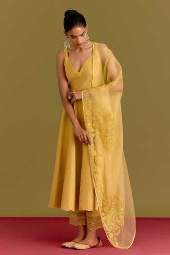 Devnaagri Embroidered Dupatta & Anarkali Set 