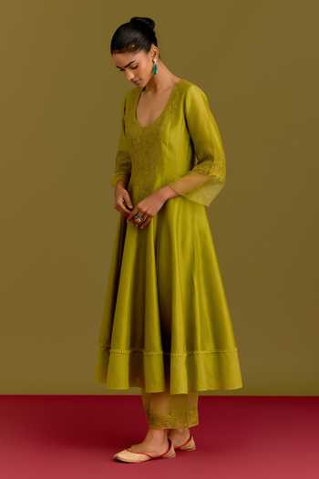 Buy_Devnaagri_Green Chanderi, Silk Organza V-neck Embroidered Bodice Anarkali Set _Online_at_Aza_Fashions
