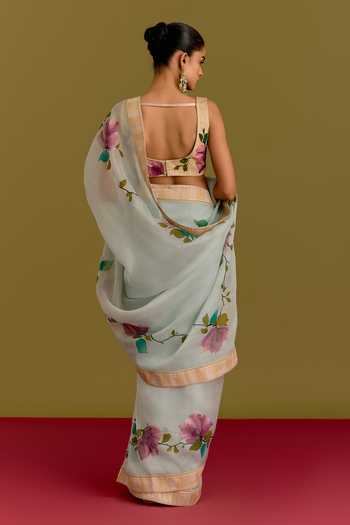 Devnaagri Floral Pattern Saree & Blouse Set 