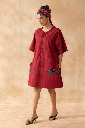 Moontara_Maroon Cotton Round , Keyhole Marcella Knee Length Dress _Online_at_Aza_Fashions