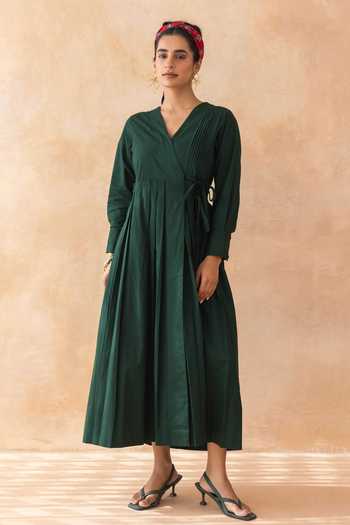 Buy_Moontara_Green Cotton V-neck Mossie Wrap Midi Dress _Online_at_Aza_Fashions