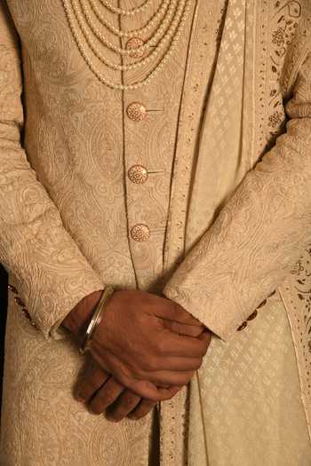 Punit Arora_Ivory Silk Tonal Floral Pattern Sherwani Set _at_Aza_Fashions