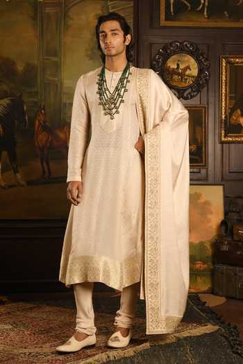 Punit Arora Vintage Floral Pattern Silk Sherwani Set 