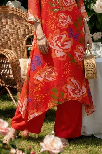 Buy_Seams Pret And Couture_Red Georgette, Shantoon Round Neck, Yes Elina Mirror Embroidered Kurta Set _Online_at_Aza_Fashions