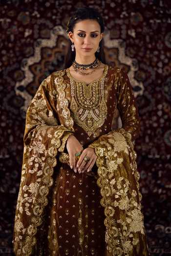 Lashkaraa_Brown Tissue, Brocade V-neck, Yes Embroidered Kurta Set _at_Aza_Fashions