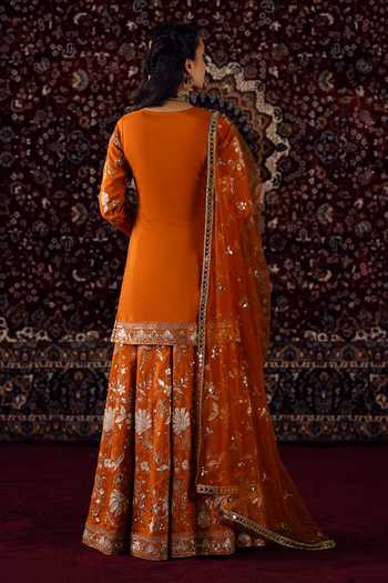 Lashkaraa Sequin Embroidered Kurta Set 