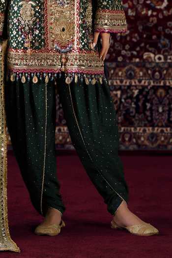 Buy_Lashkaraa_Emerald Green Silk, Chinon Sequins V-neck, Yes Embroidered Kurta Dhoti Pant Set _Online_at_Aza_Fashions