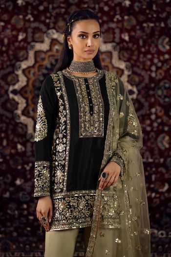 Shop Lashkaraa Black Organza, Net Round Neck Embroidered Straight Kurta Set Online at Aza Fashions Shop_Lashkaraa_Black Organza, Net Round Neck Embroidered Straight Kurta Set _Online_at_Aza_Fashions