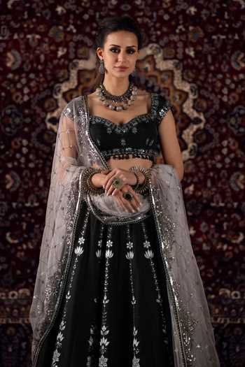 Buy Lashkaraa Black Silk, Net, Viscose Sweetheart Neck Embroidered Lehenga Set Online at Aza Fashions Buy_Lashkaraa_Black Silk, Net, Viscose Sweetheart Neck Embroidered Lehenga Set _Online_at_Aza_Fashions