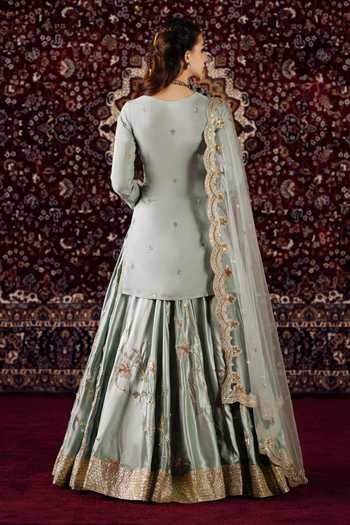 Lashkaraa Embroidered Kurta Lehenga Set 